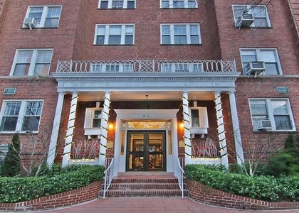 76th Avenue - Photo 1