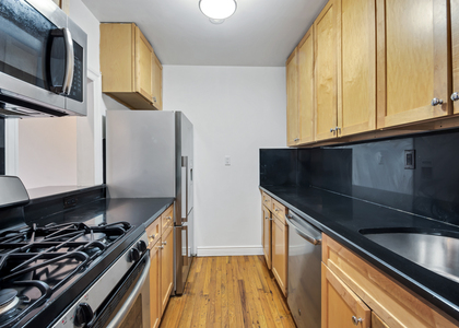 West 54th Street - Photo 1