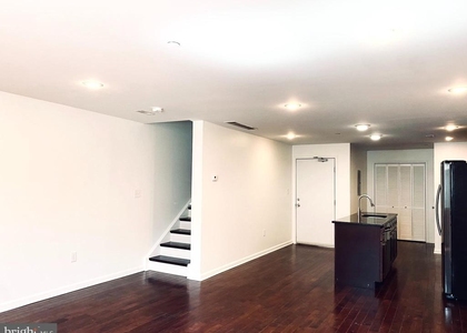 1816 N Front St - Photo 1