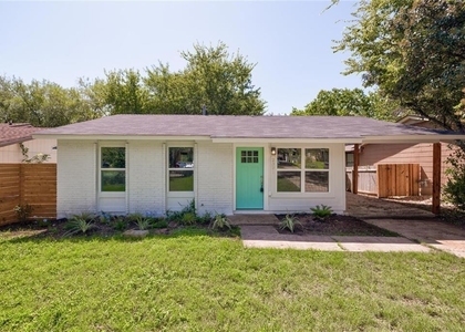 2321 Lakehurst Dr - Photo 1