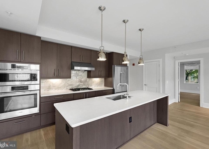 2225 California Street Nw - Photo 1