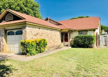 2000 Leeann Dr - Photo 1