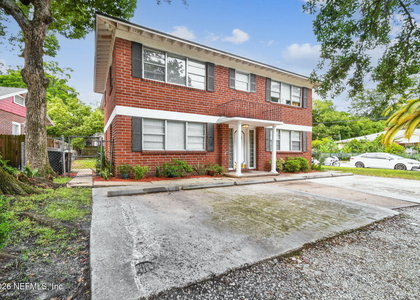 828 Acosta Street - Photo 1