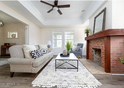340 W 6th Street - Photo 1