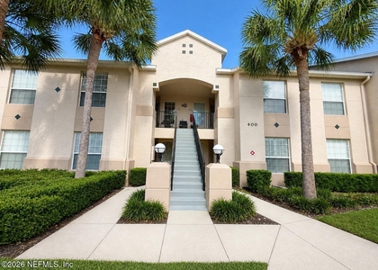 407 Augusta Circle - Photo 1