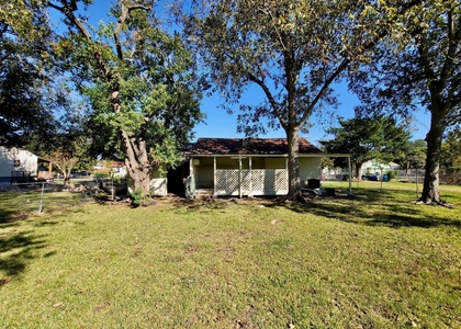 2425 8th Avenue - Photo 1