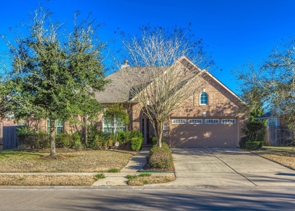 607 Overdell Drive - Photo 1