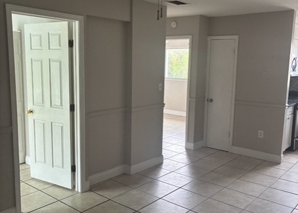 4923 Vincennes Court - Photo 1