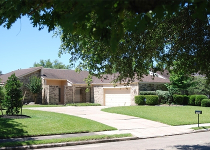 13819 Starhill Court - Photo 1