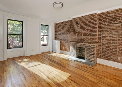 538 Pacific Street - Photo 1