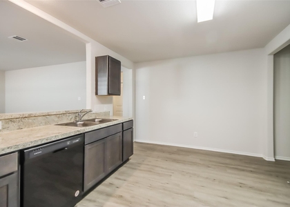 3221 Chunk Court - Photo 1