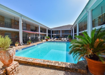 2507 Montrose Boulevard - Photo 1