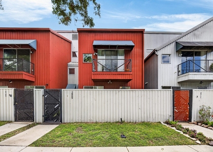 2809 Crawford Street - Photo 1