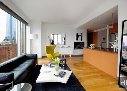 Spruce Street - Photo 1