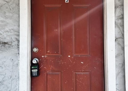 4611 N Hubert Avenue - Photo 1