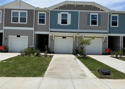 3674 Se 37th Court - Photo 1