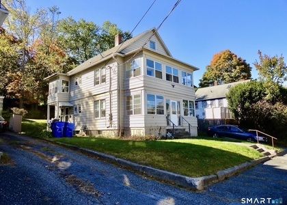 40 Maplewood Avenue - Photo 1