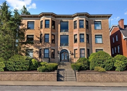 121 Grandview Avenue - Photo 1