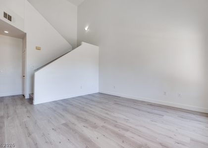 4915 E Russell Road - Photo 1