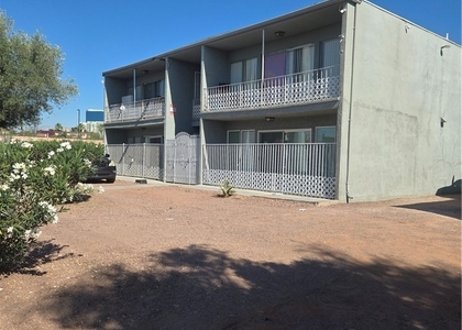 1388 E Desert Inn Road - Photo 1