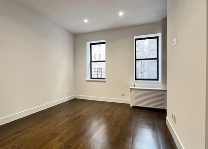 East 49th Street & 2nd Ave - Photo 1