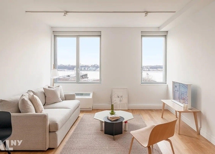 West 54th Street - Photo 1
