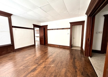 100 Main St - Front Apt 1 - Photo 1