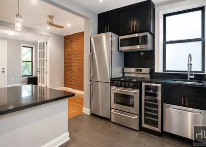 10th Avenue - Photo 1