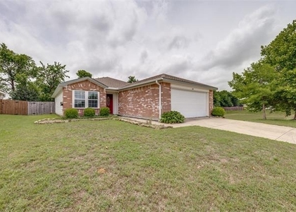 1601 Elm Street - Photo 1