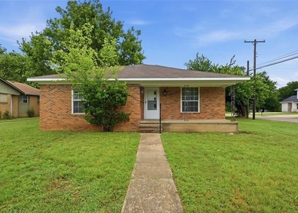 1703 W Elm Street - Photo 1
