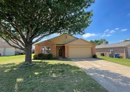 1611 Columbia Drive - Photo 1