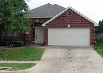 5001 Lake Crest Drive - Photo 1