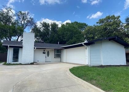 3035 Townsend Drive - Photo 1