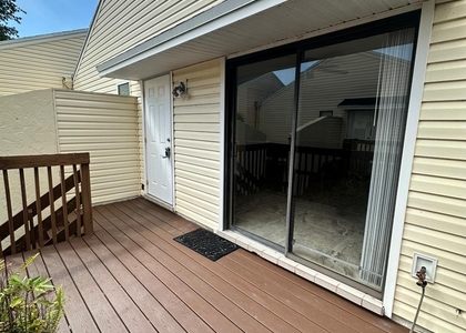 637 Executive Center Drive - Photo 1