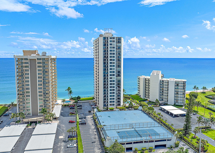5420 N Ocean Drive - Photo 1