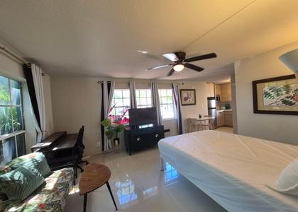 1007 Se 2nd Court - Photo 1