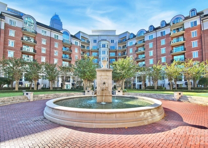 300 W 5th Street - Photo 1