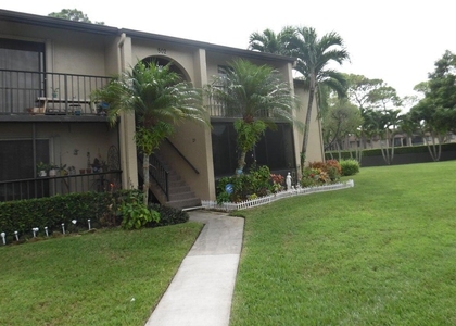 502 Shady Pine Way - Photo 1