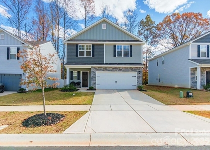 3228 Mcgee Hill Drive - Photo 1