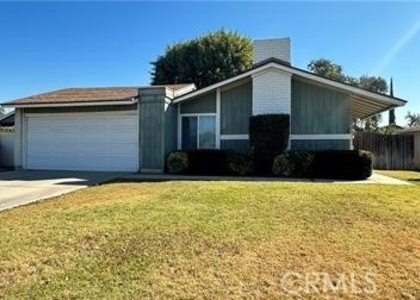 2057 S Cherry Avenue - Photo 1