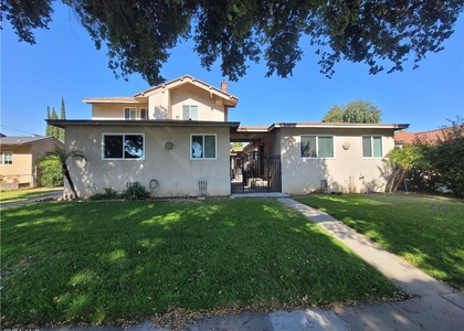 1062 Huntington Boulevard - Photo 1
