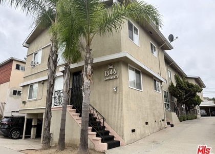 1346 S Cochran Avenue - Photo 1