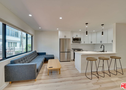 928 N San Vicente Boulevard - Photo 1