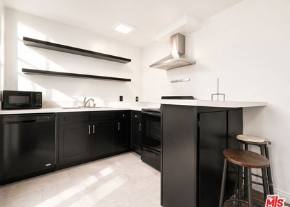 12014 Kling Street - Photo 1