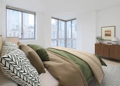 400 West 37th Street - Photo 1