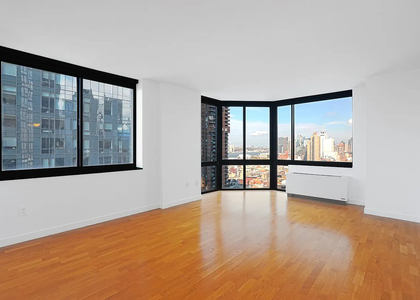 420 West 42nd Street - Photo 1