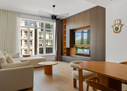 555 W 22nd Street - Photo 1