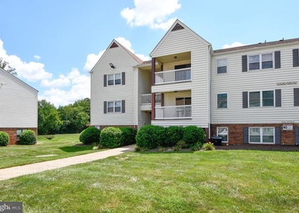 102 Chesterfield Lane - Photo 1
