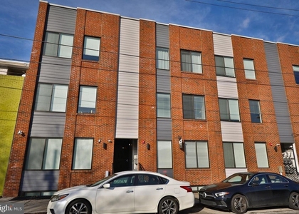 962 N 8th Street - Photo 1