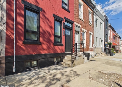 2229 Oakford Street - Photo 1